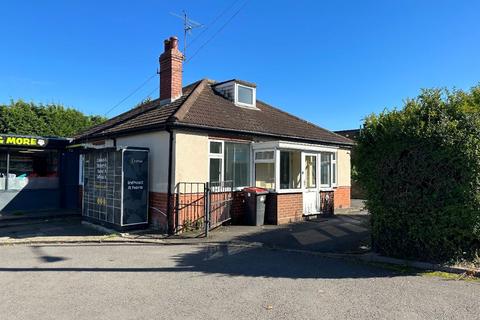 3 bed property, in Wrekin Drive, £145,000