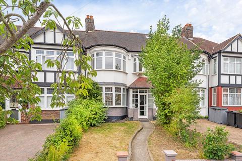 3 bed property, in Silver Lane, £615,000