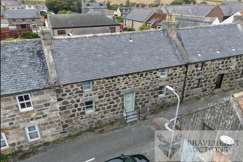 3 bed property, in Seafield Place, £125,000