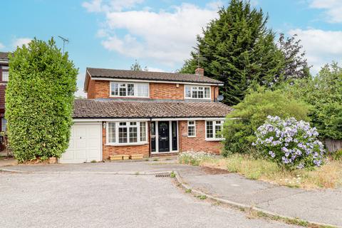 4 bed property, in Carpenders Close, £1,150,000