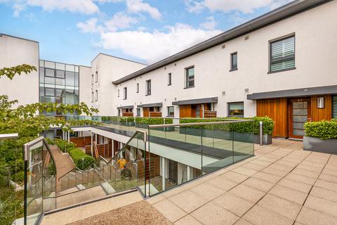 3 bed property, in Bath Street, £399,000