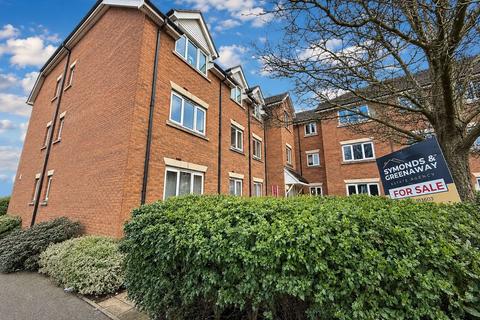 2 bed property, in Fellowes Road, £105,000
