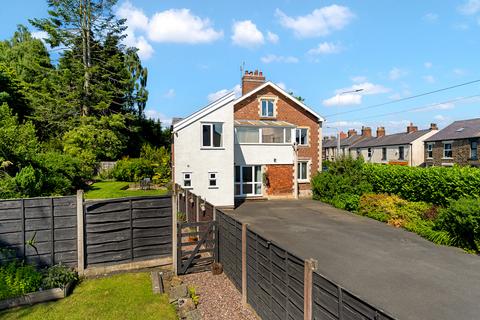 3 bed property, in Buxton Road, £460,000