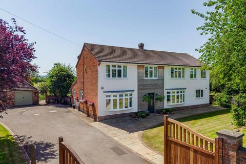 4 bed property, in Langar Road, £945,000
