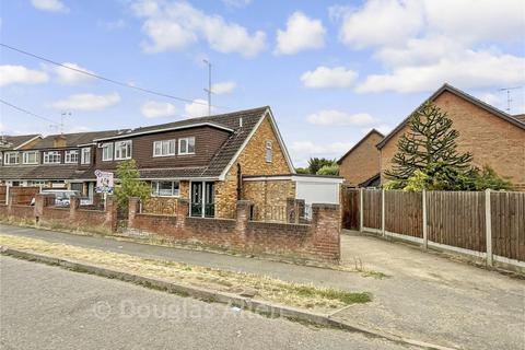 3 bed property, in Prince Edward Road, £475,000