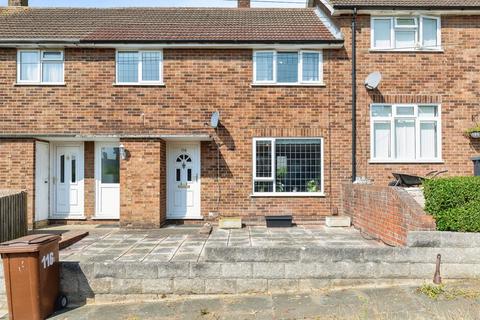 3 bed property, in Laburnum Road, £325,000