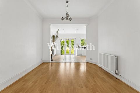 3 bed property, in Chimes Avenue, £599,995
