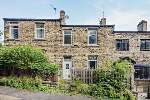 3 bed property, in Providence Street, £137,000