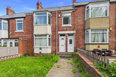 2 bed property, in Ridley Gardens, £50,000