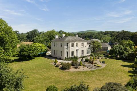 7 bed property, in Ermington, £2,750,000