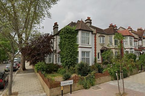 4 bed property, in Copley Park, £900,000