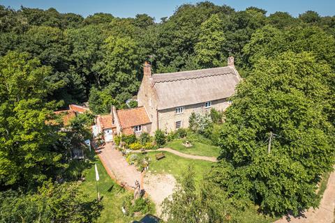 9 bed property, in Enchanting Countryside Cottage in Bacton, £850,000