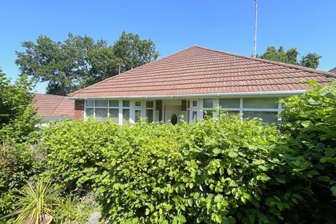 2 bed property, in * Auction Sale * Lordswood, £225,000