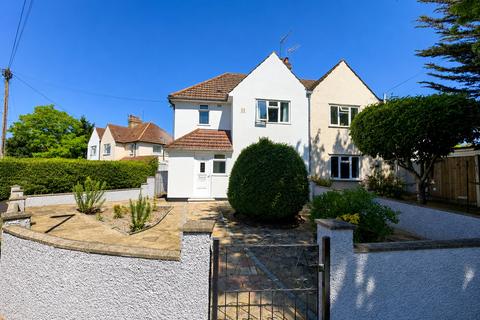 3 bed property, in Hillingdon Road, £610,000