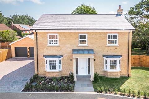 5 bed property, in Exceptional Georgian Inspired New Home In Framlingham Earl, £895,000