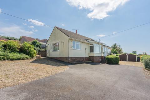 3 bed property, in Wet Lane, £495,000