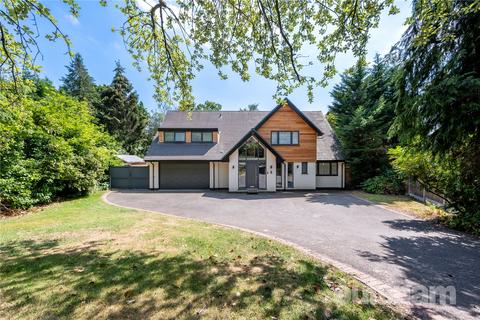 4 bed property, in Dunedin Drive, £1,450,000