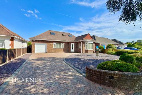 4 bed property, in Dulsie Road, £750,000