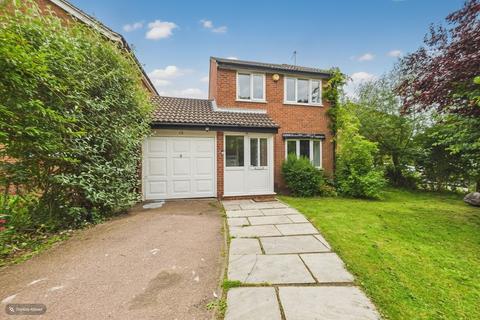 3 bed property, in Ladybower Road, £260,000