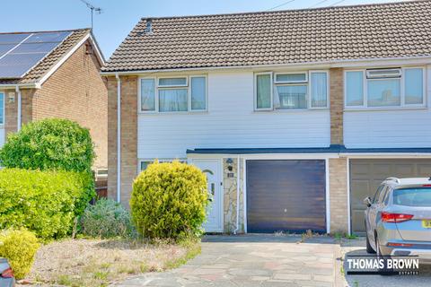 3 bed property, in Tilbury Close, £435,000