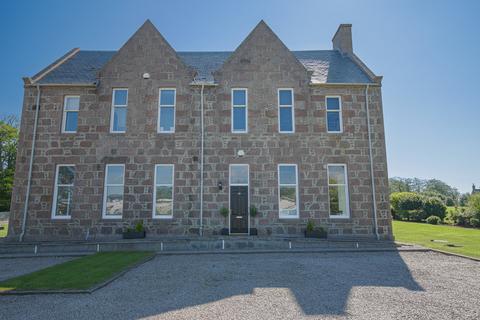 2 bed property, in Marshall Mackenzie Road, £143,000