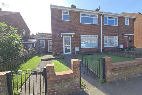 3 bed property, in Cleaswell Hill, £90,000