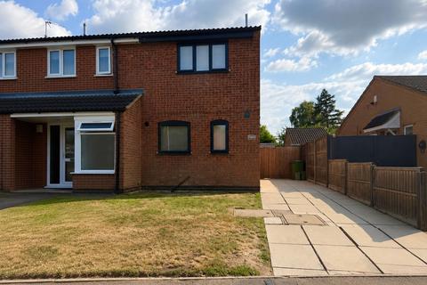 2 bed property, in Gilmorton Avenue, £250,000