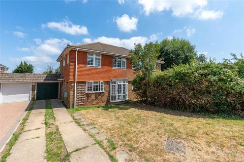 3 bed property, in Adam Close, £300,000