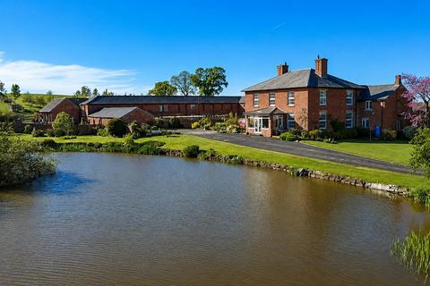 5 bed property, in Stanwardine, £895,000