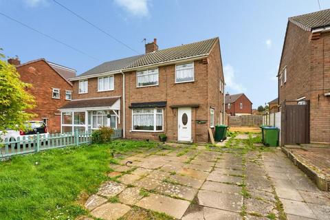 3 bed property, in Norfolk Drive, £190,000