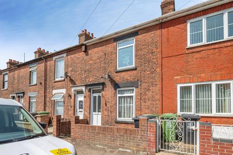 3 bed property, in Alderson Road, £110,000