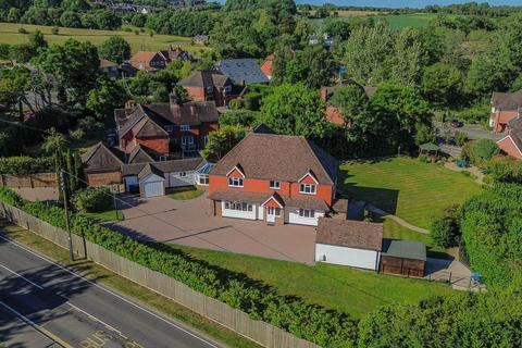 6 bed property, in Fox Hill, £1,250,000