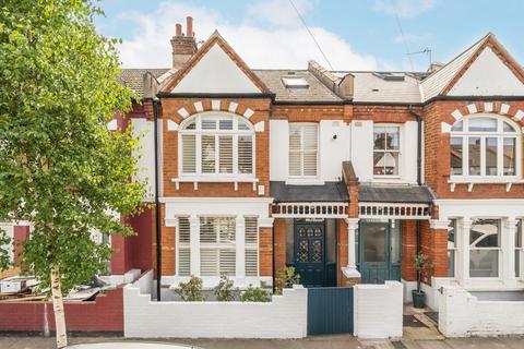 4 bed property, in Valnay Street, £875,000