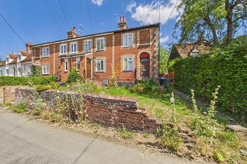 2 bed property, in Colne Park Road, £150,000