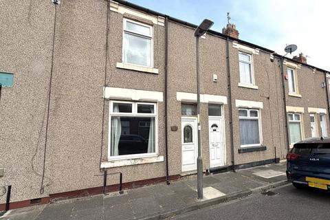 2 bed property, in Grasmere Street, £49,950