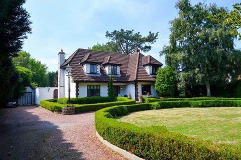 4 bed property, in Ferndale, £1,100,000