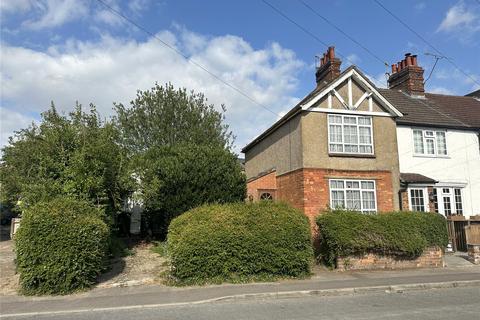 3 bed property, in Ebberns Road, £460,000