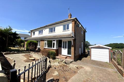 3 bed property, in Greenside Avenue, £210,000