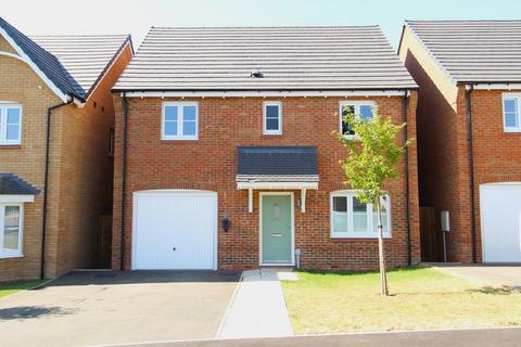 4 bed property, in Meadow Edge, £530,000