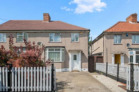 3 bed property, in Halsbury Road West, £575,000