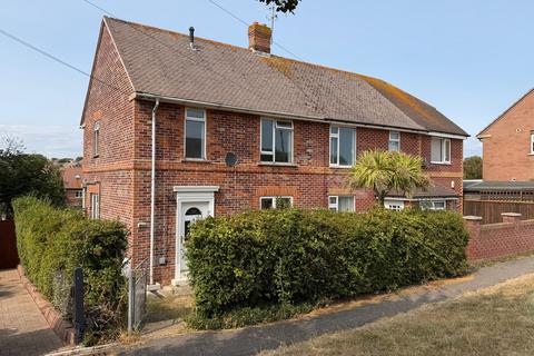 2 bed property, in Weymouth DT4, £235,000