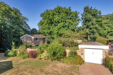 3 bed property, in Timberbank, £550,000