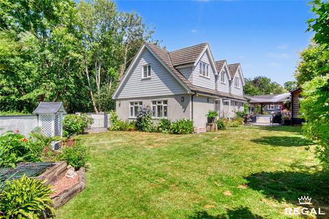 4 bed property, in Cutbush Lane, £750,000