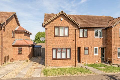 4 bed property, in Gosforth Path, £595,000