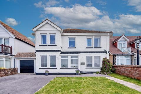 4 bed property, in Marine Parade East, £850,000