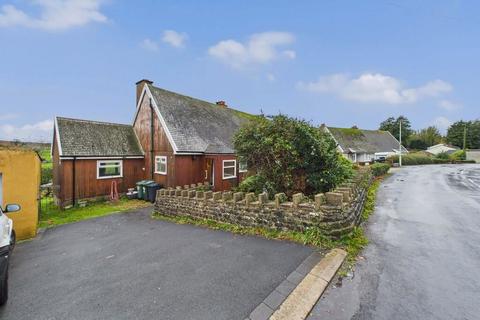 2 bed property, in Borwick, £150,000