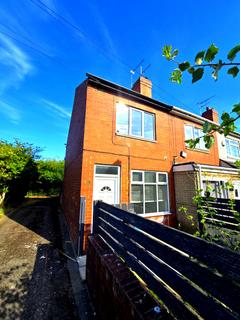 2 bed property, in Riviera Mount, £85,000