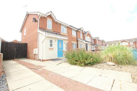 3 bed property, in Wises Farm Road, £160,000