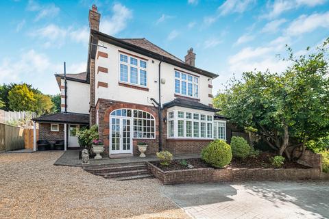 4 bed property, in Haydn Avenue, £850,000