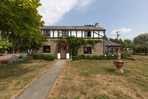 3 bed property, in Bishops Castle SY9, £665,000